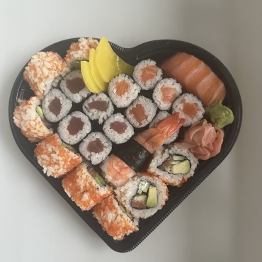 A) Sushi set Srdce 22ks
