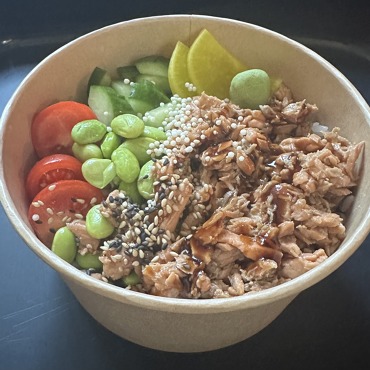 Poke salmon teriyaki 500g (Pondělí - Pátek) Poke salmon teriyaki 500g (Pondělí - Pátek)